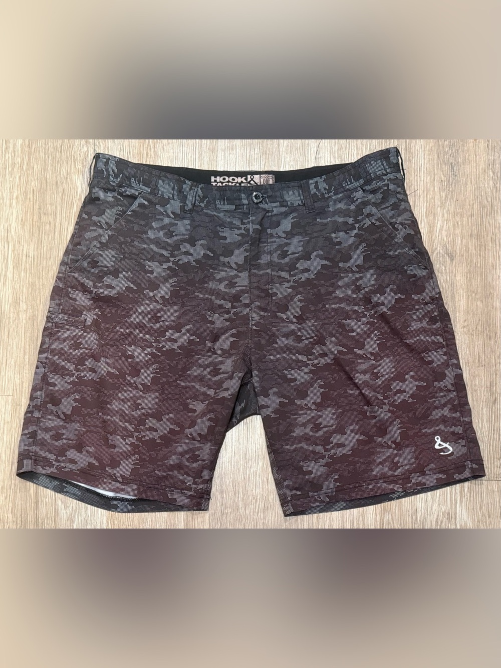 Hook & Tackle Mens Dot Camo Shorts Flat Front Fishing Outdoor Gray Black Size 38